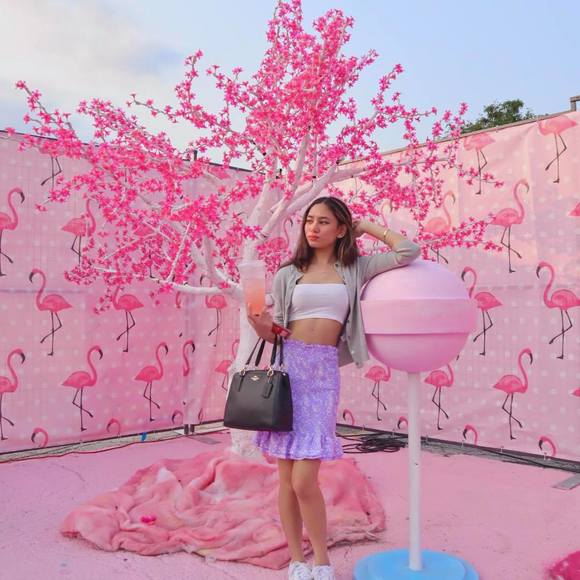 Meet your Posher, Shaina coleen - Picture 1 of 1